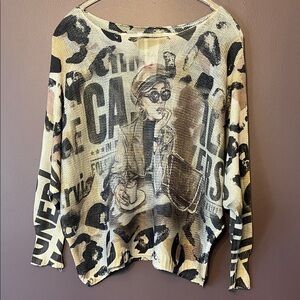 Gigi Moda Graphic Print Bat Wing Knit Top with Illustrated Figure Made In Italy